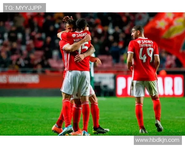 本菲卡逆袭巴萨2-1晋级世界杯赛场惊喜瞬间回顾集锦