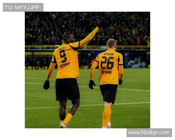 欧冠激战:巴黎与那不勒斯1比1平局补时进球点燃全场激情